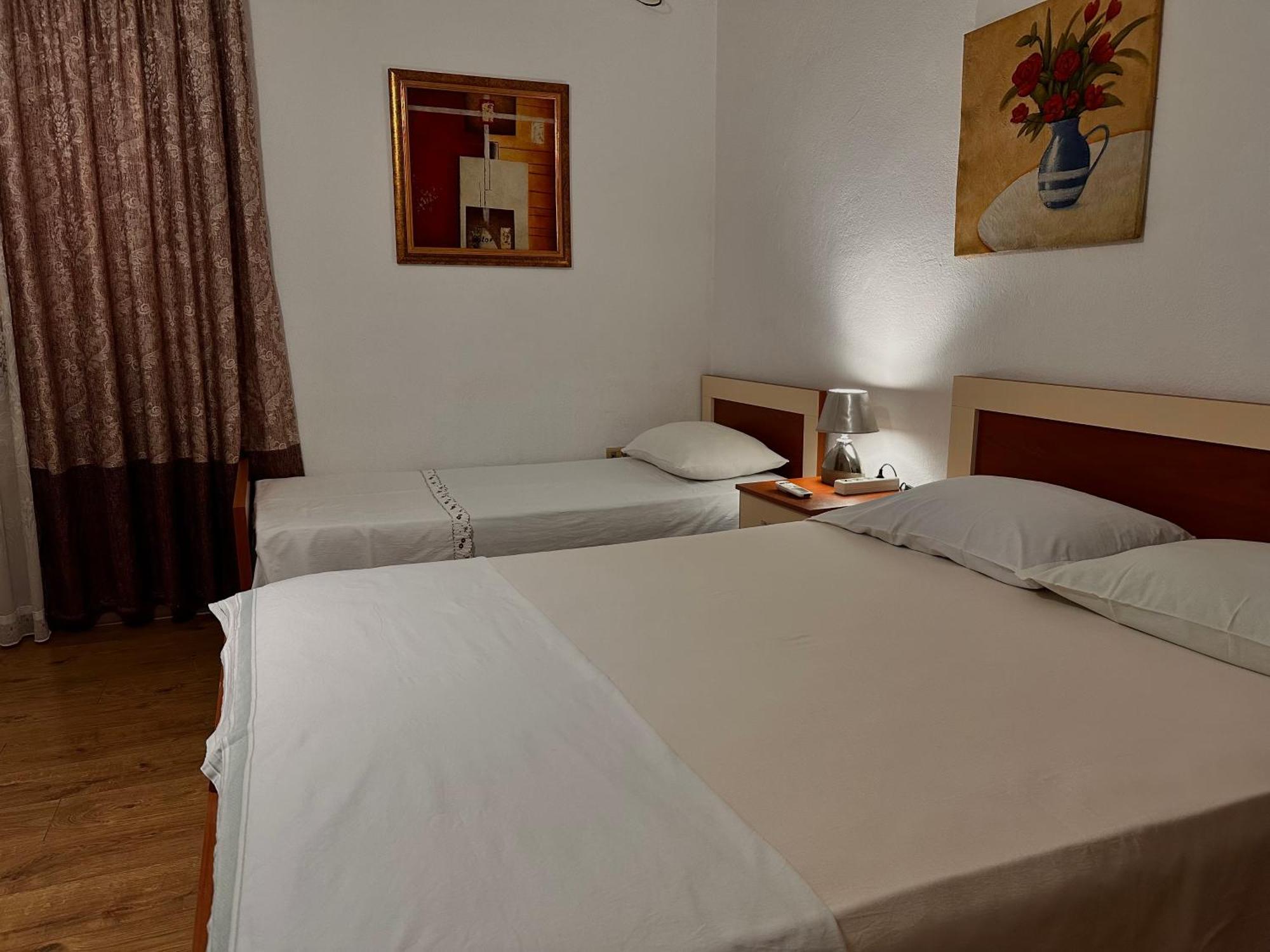 Hostel Grande House 地拉那 外观 照片