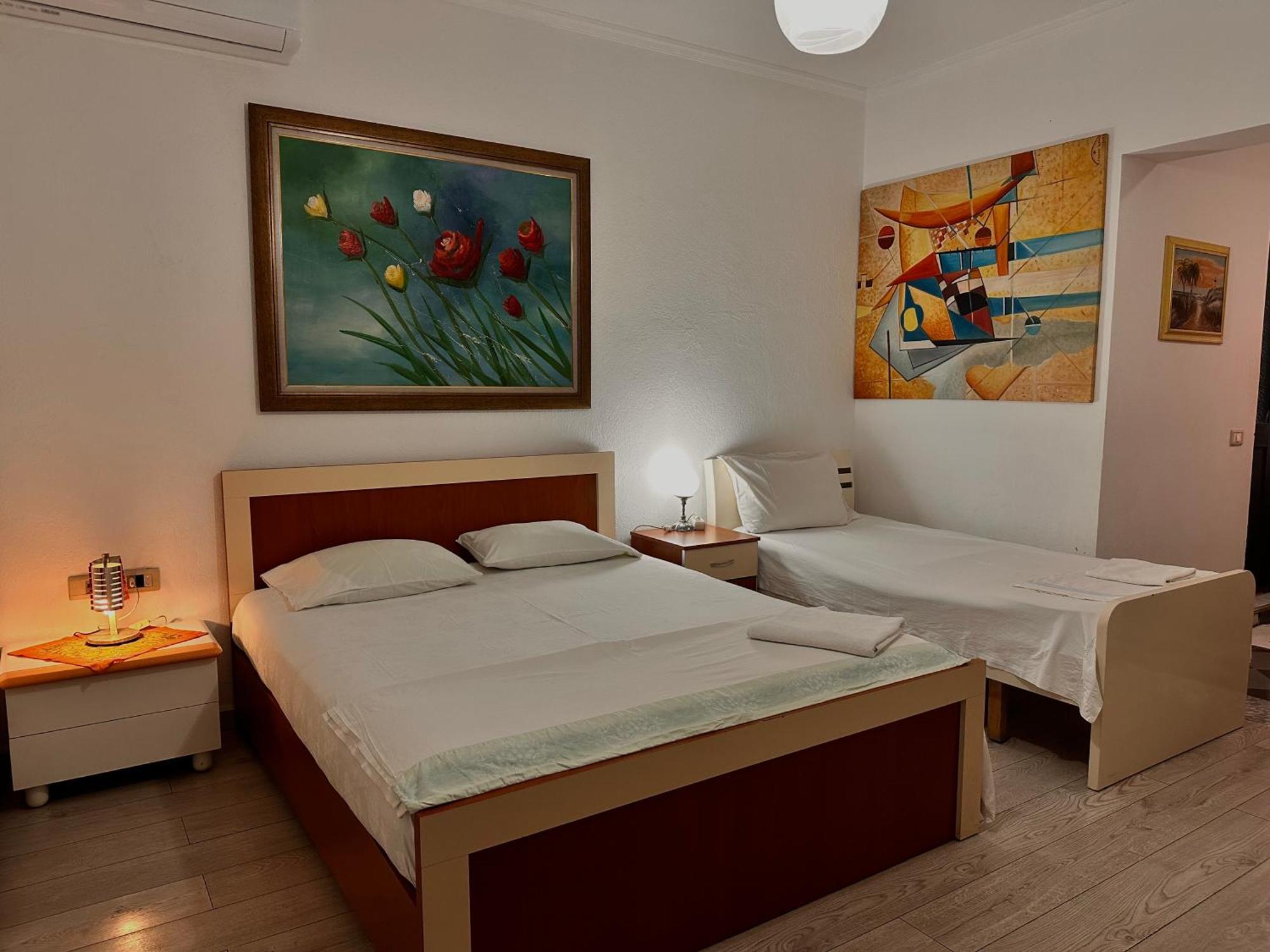 Hostel Grande House 地拉那 外观 照片