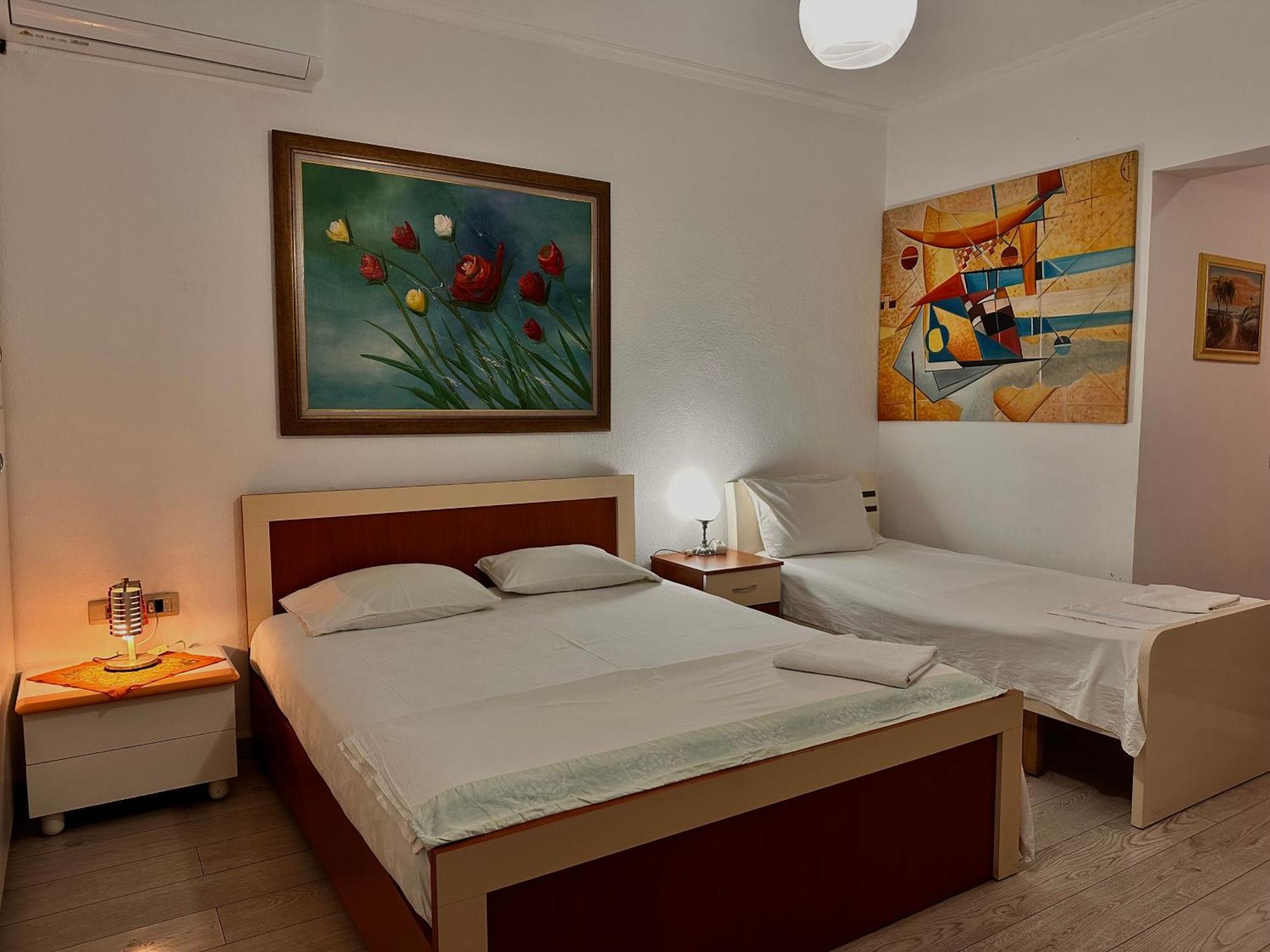 Hostel Grande House 地拉那 外观 照片