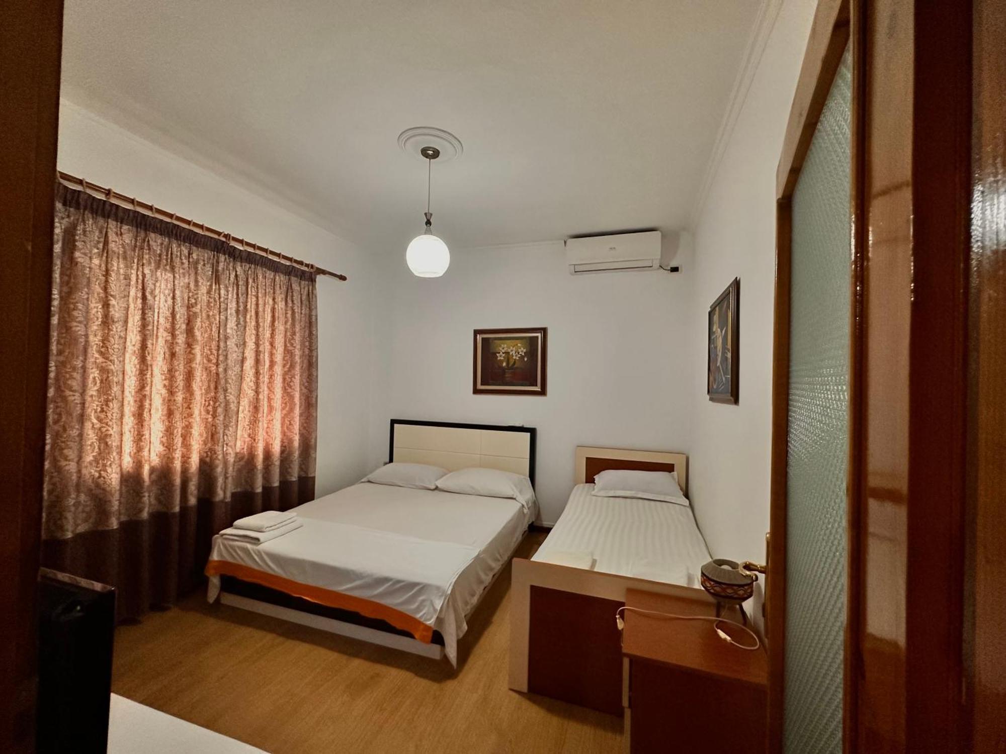 Hostel Grande House 地拉那 外观 照片
