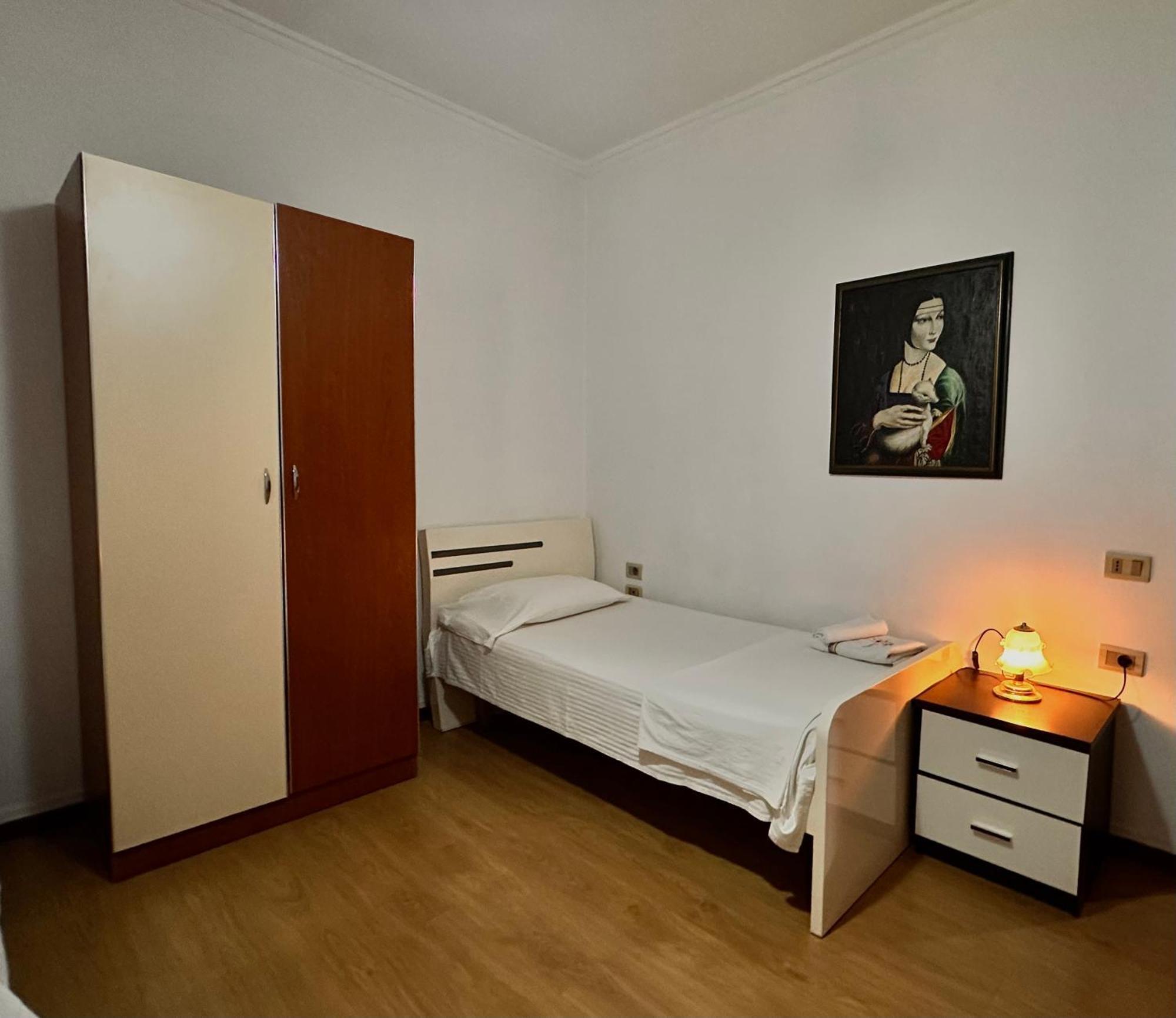 Hostel Grande House 地拉那 外观 照片